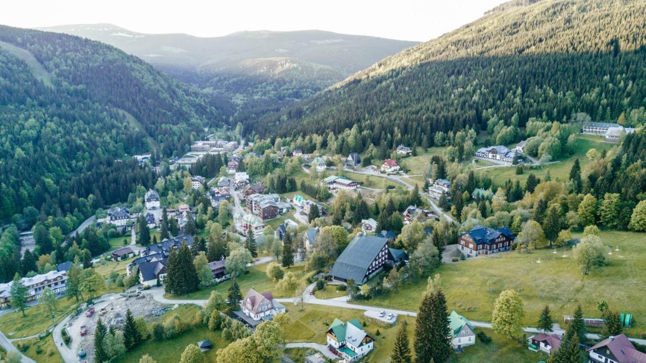 Pension Fuka Špindlerŭv Mlýn Luaran gambar