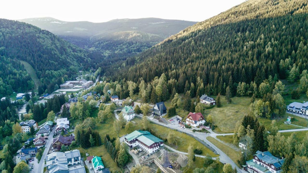 Pension Fuka Špindlerŭv Mlýn Luaran gambar